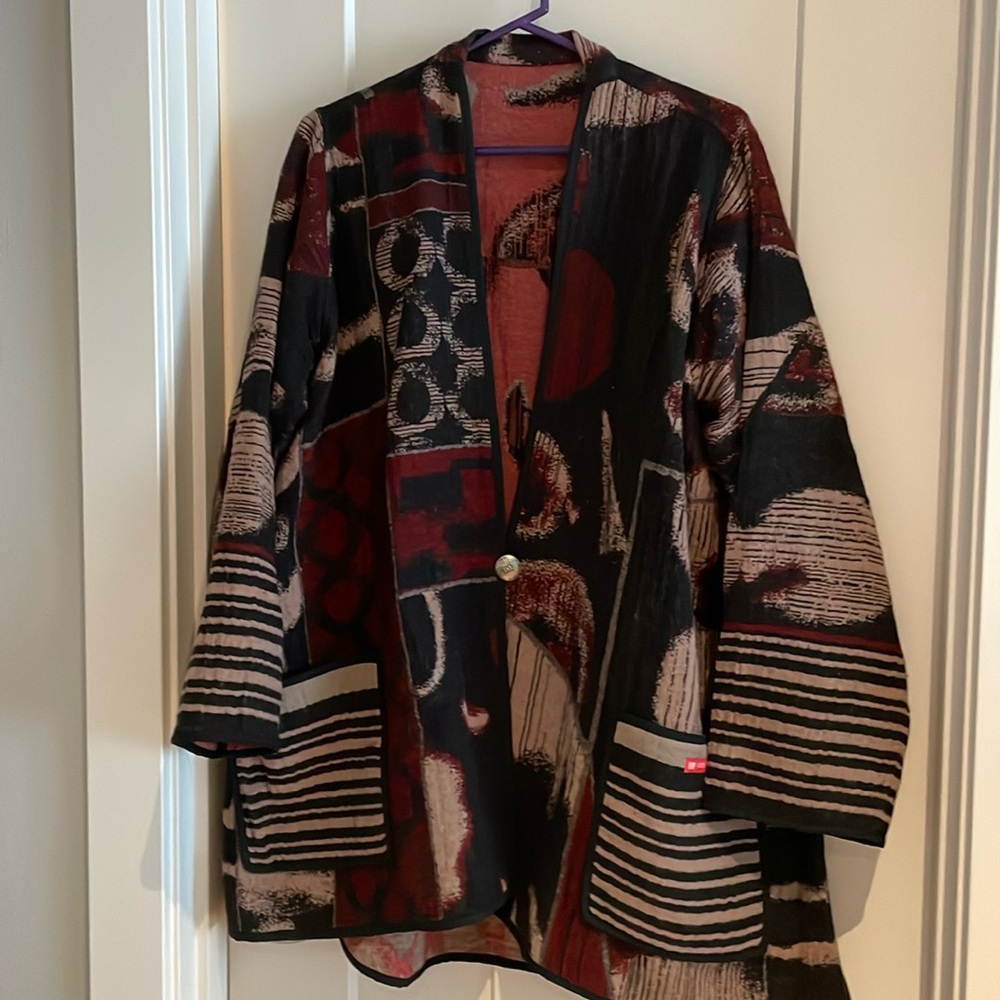 Reversible sweater jacket
